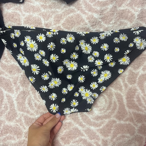 No Boundaries, Large and medium, black - Picture 4 of 8